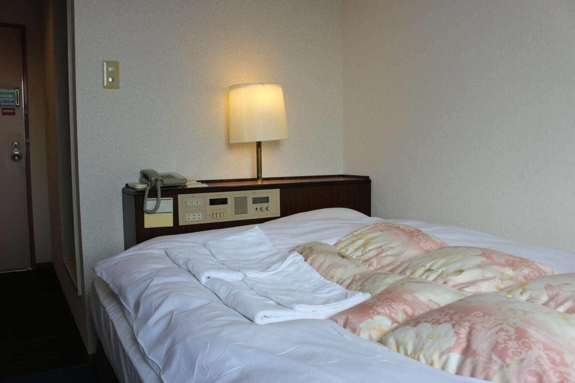 Hotel Higashihiroshima Hills Saijo Exterior photo